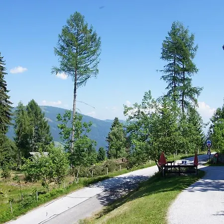 Blue Mountain Otel Afritz