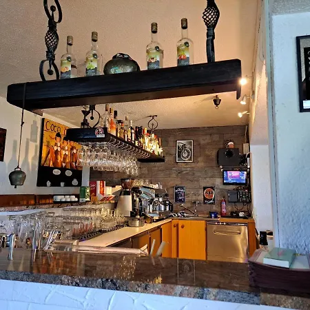 Blue Mountain Otel Afritz