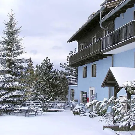 Hotel Blue Mountain 3*