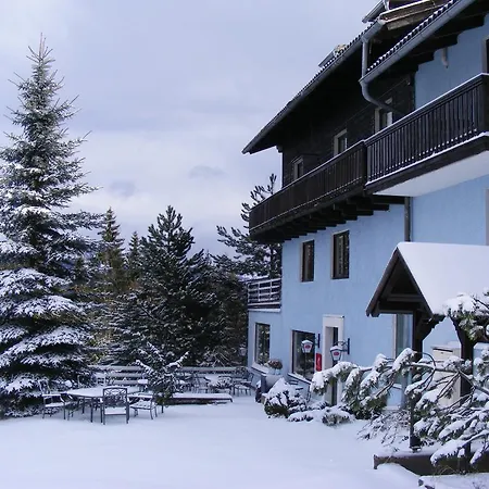 Hotel Blue Mountain 3*