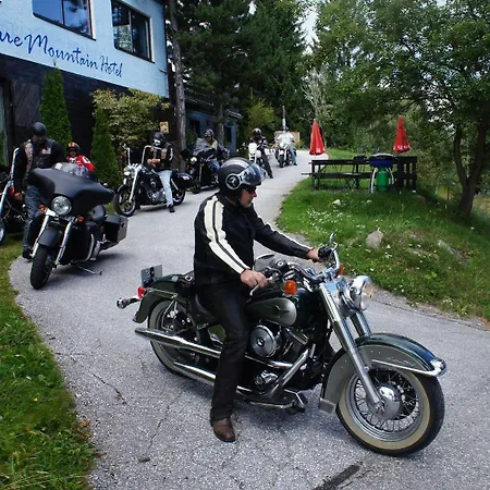 Blue Mountain Hotel