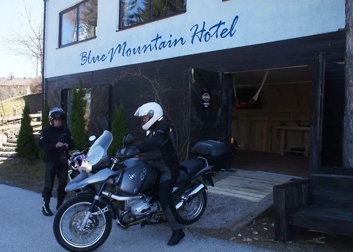 Hotel Blue Mountain